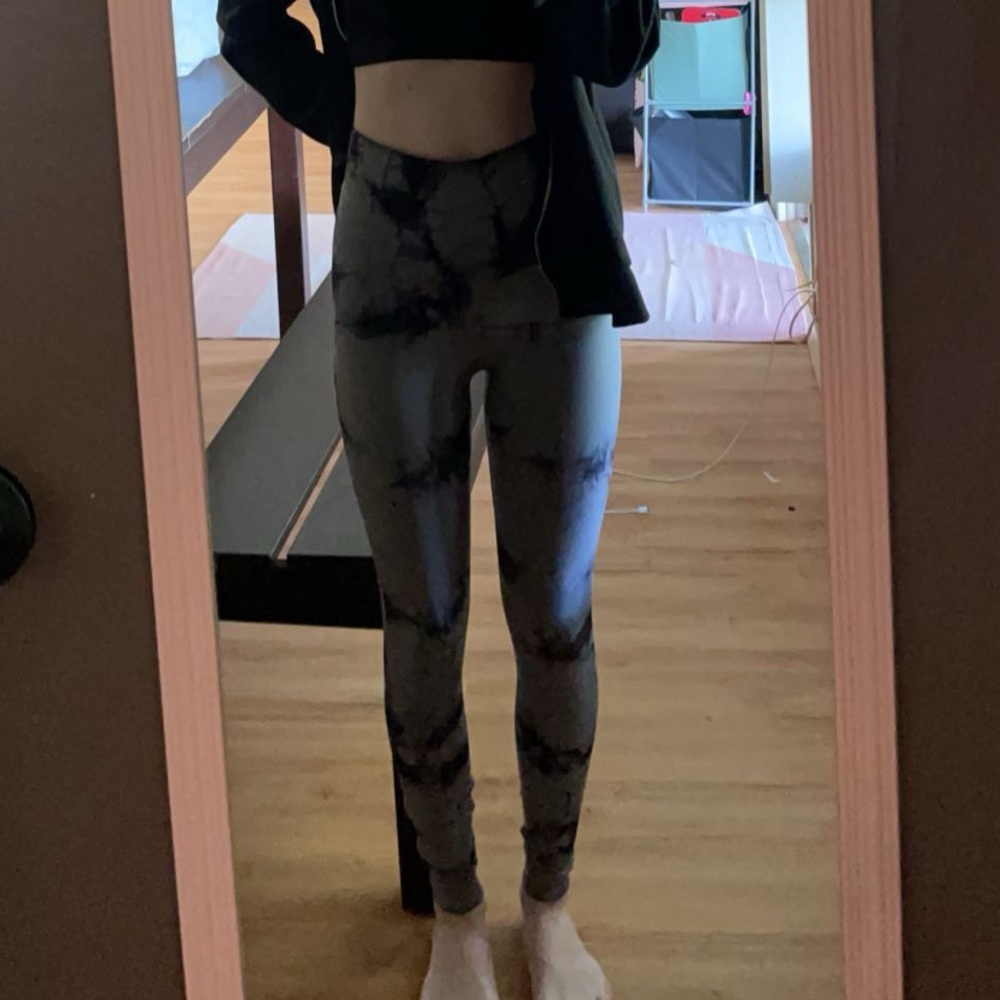 SHEIN Black and Gray Tie-Dye Leggings